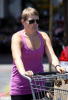 Natalie-Maines-Shopping-Whole-Foods-fkp-g6ZwowMl